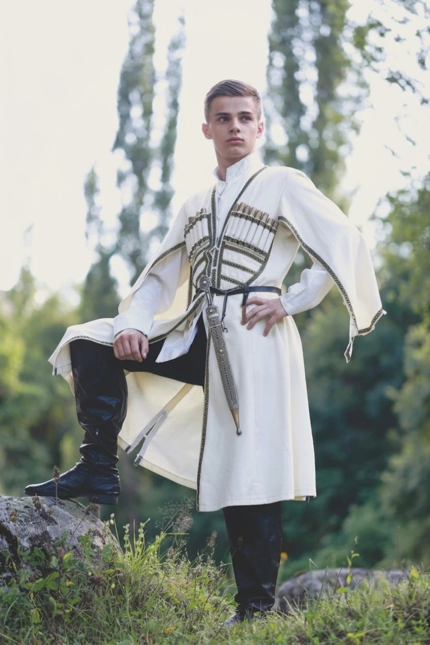 Mens Georgian Chokha Traditional Caucasian Costume Wool Tunic Historical Warrior