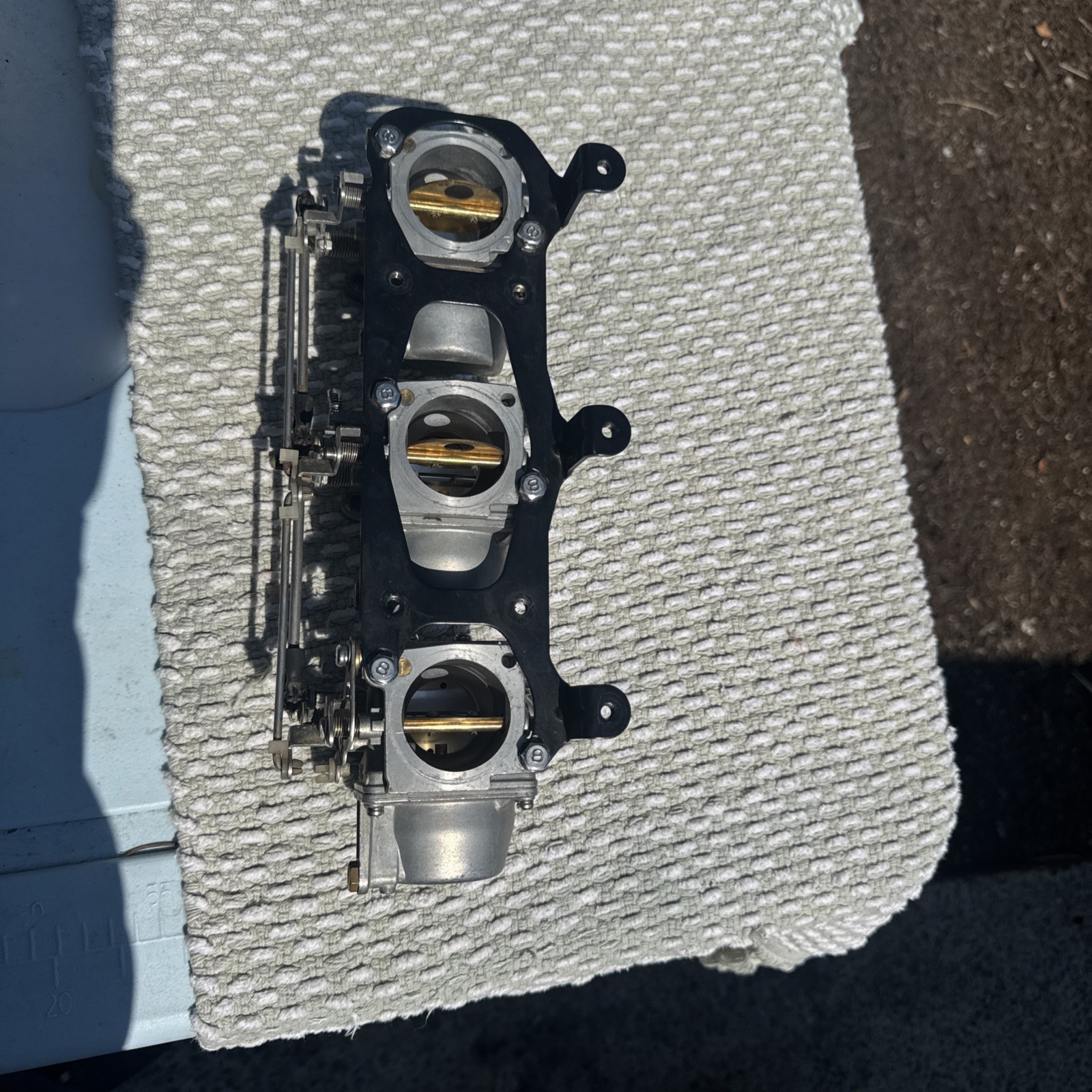 YAMAHA 90HP 2 STROKE CARBURETOR 6H1-14301-15-00 6H1-14302-15-00 6H1-14303-15-00