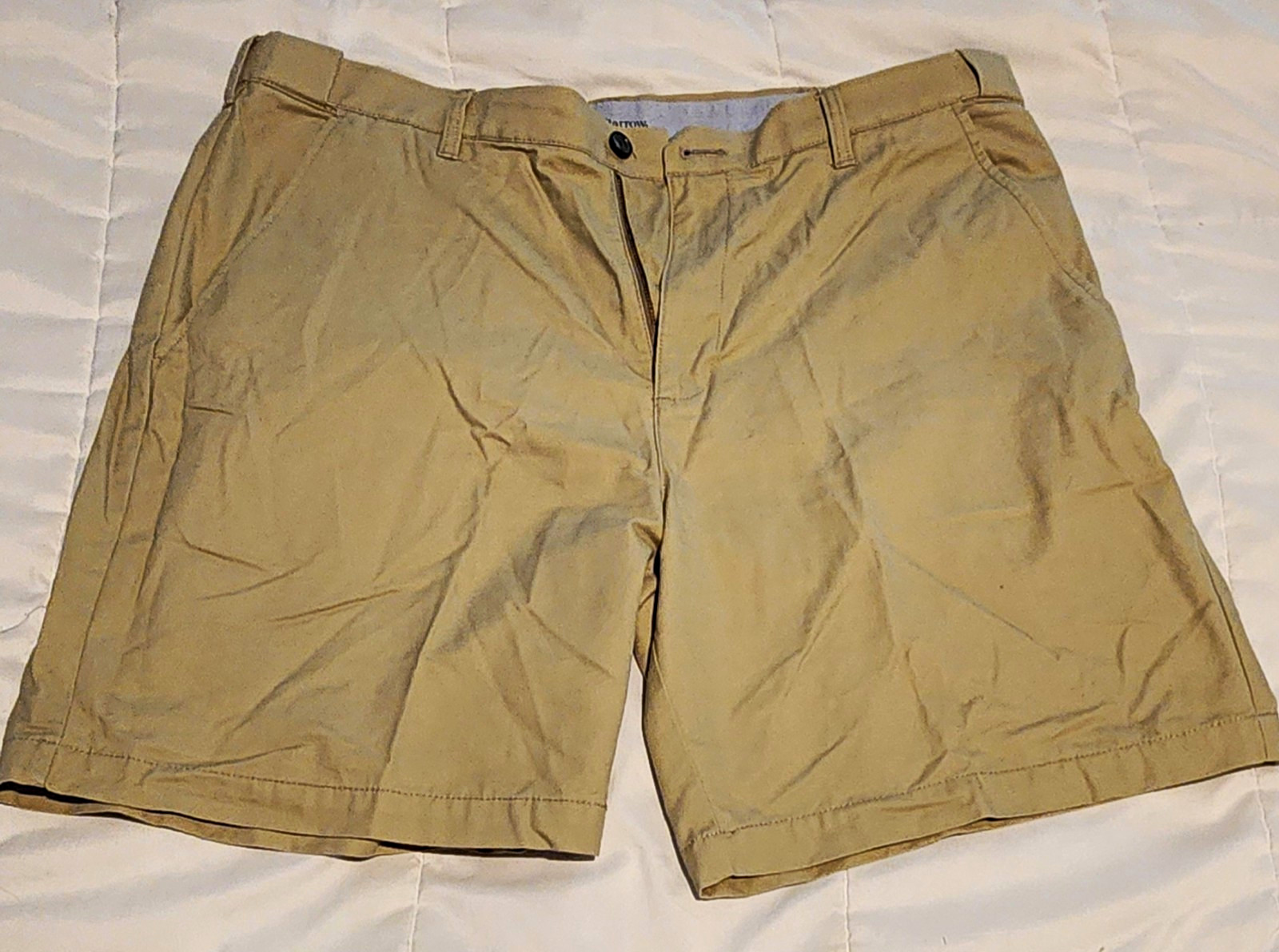 Croft & Barrow Men\'s Beige Chino Shorts Flat Front Zip Slash Pockets Cotton/Poly