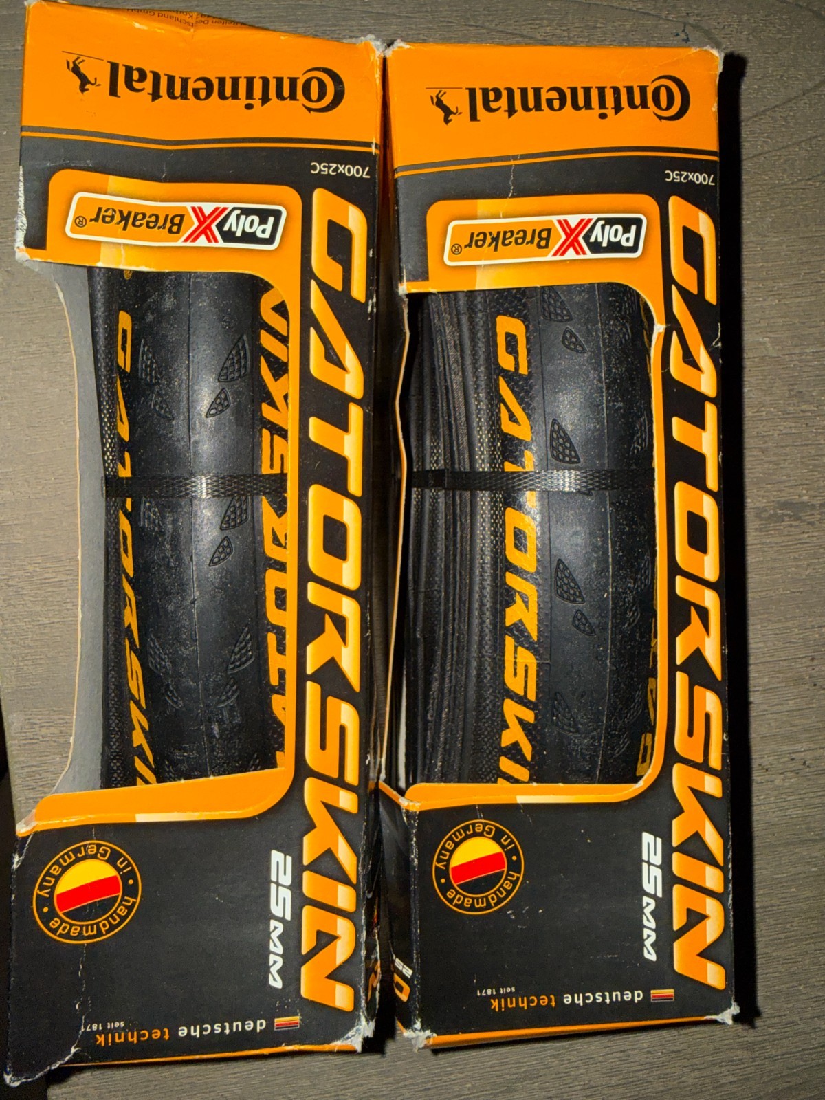 Pair of Continental Bicycle Tire Gatorskin 25-622 28” 700x25C  H2 Poly X Breaker
