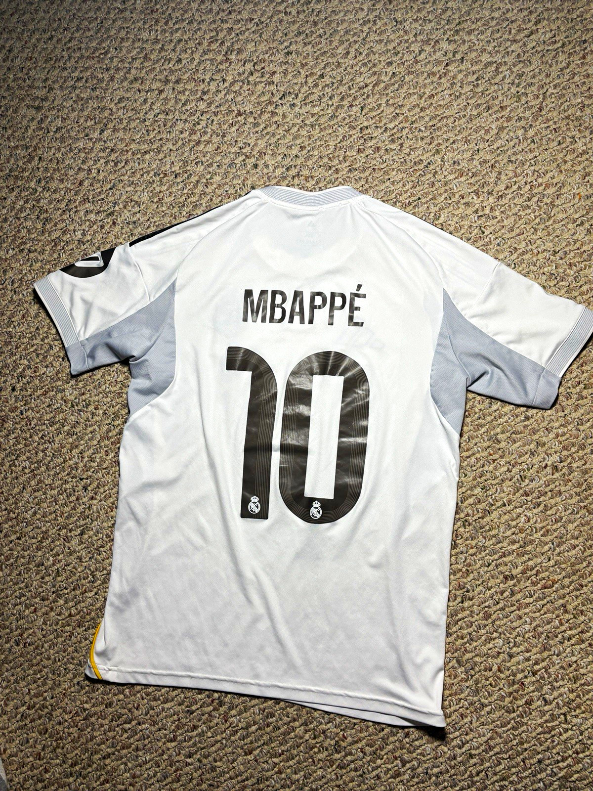 adidas Real Madrid Mbappé #10 Soccer Jersey White/Black/Gray Men\'s M