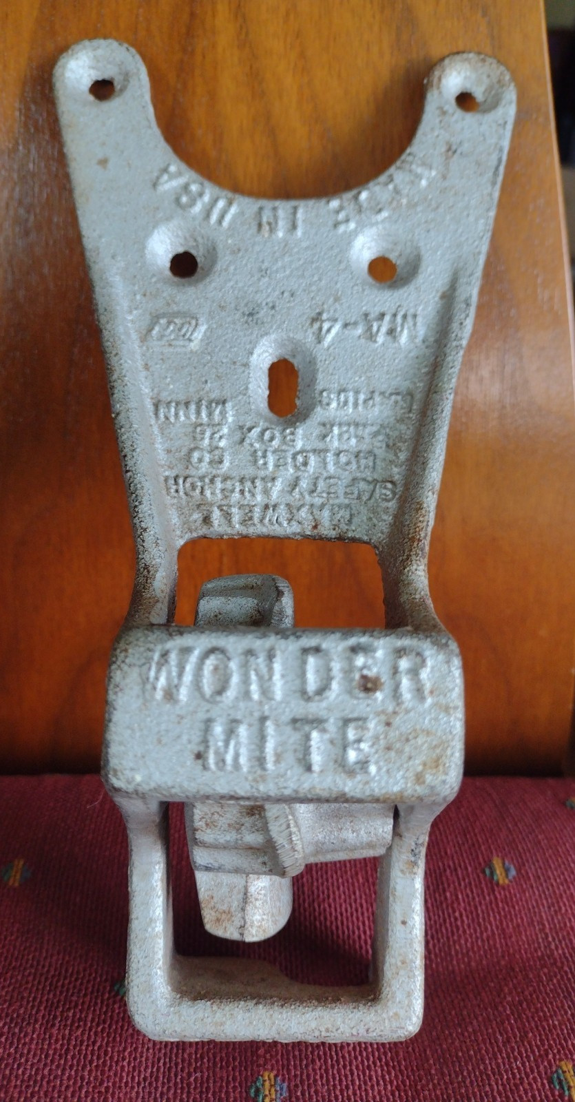 Vintage Wonder Mite Maxwell Safety Anchor Holder Co. MA-4 Vintage Wonder Mite Maxwell Safety Anchor Holder Co. MA-4