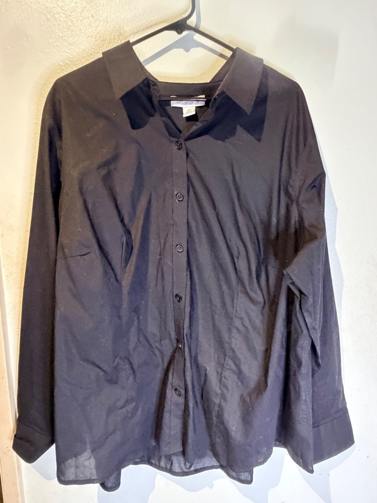 Liz Claiborne Women\'s Black Button-Up Shirt Size 2X Cotton-Polyester Blend