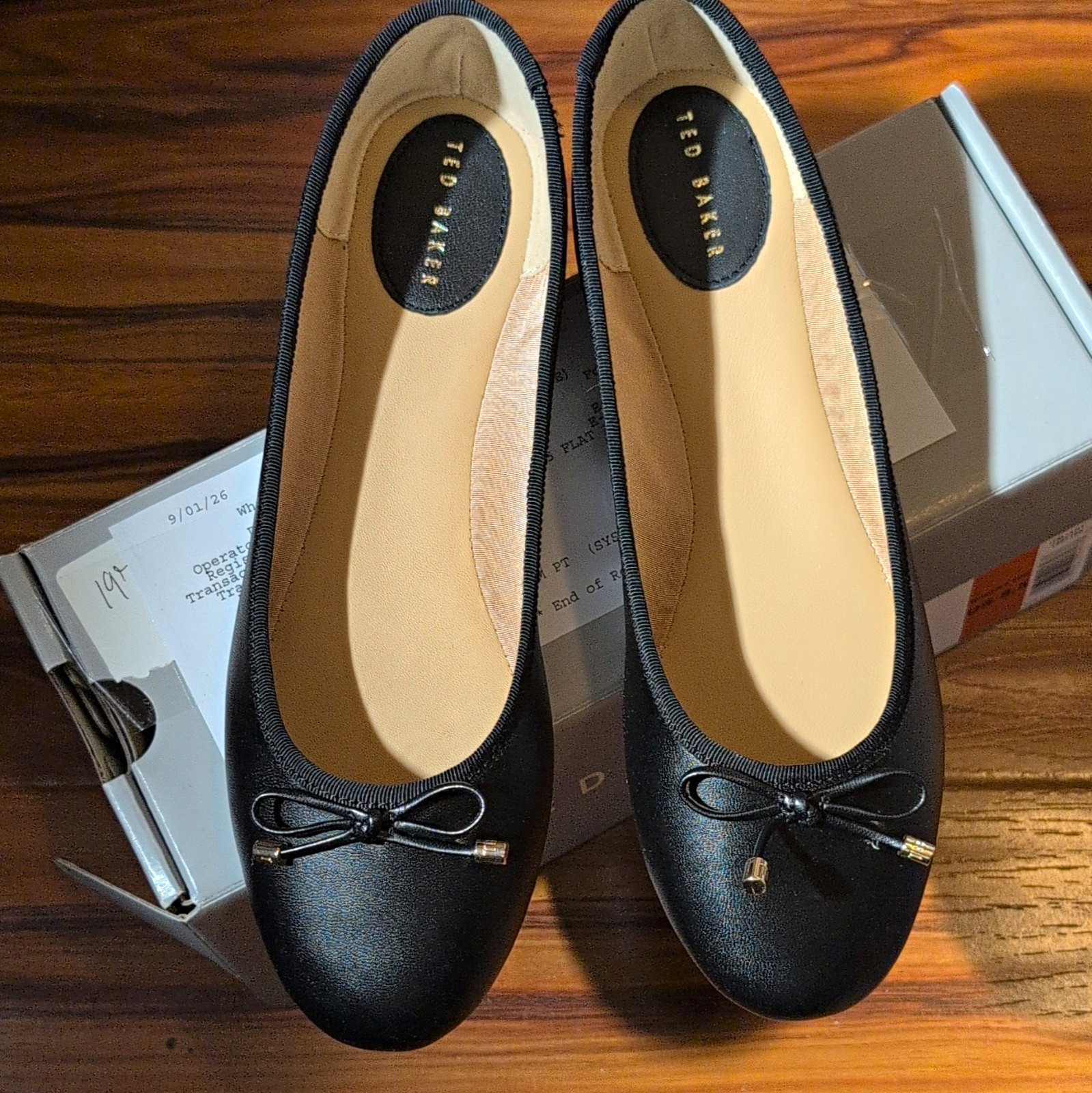 Ted Baker Women\'s Slip-On Ballet Flats Black Leather Bow Round Toe US 8.5