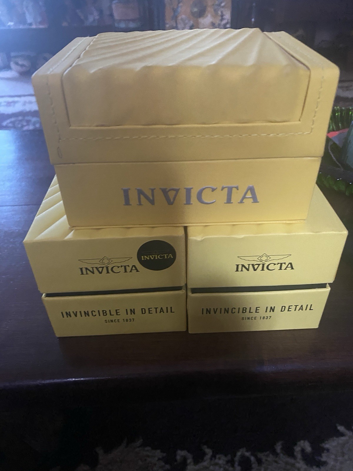 Invicta Box,s There Are Three Of Them And Good Condition. Invicta Box,s There Are Three Of Them And Good Condition.