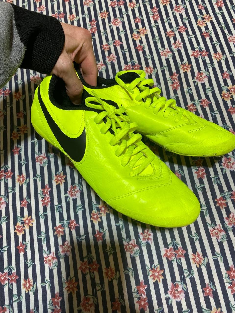 Nike Tiempo Soccer Football Cleats Size 40.5 US 7.5