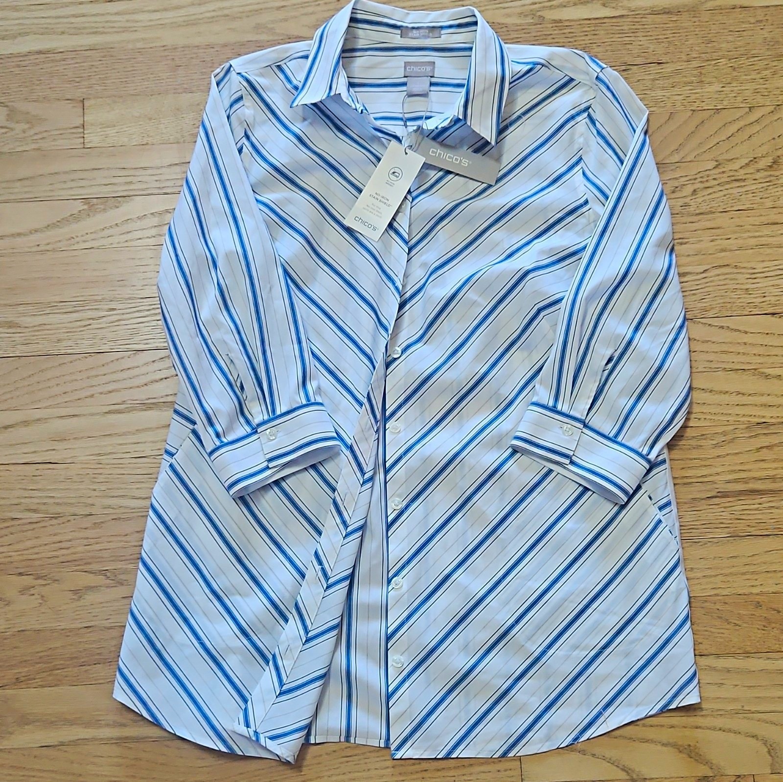 NWT Chico\'s No Iron Stain Shield Striped Button Down Blouse Womens Size 1 M