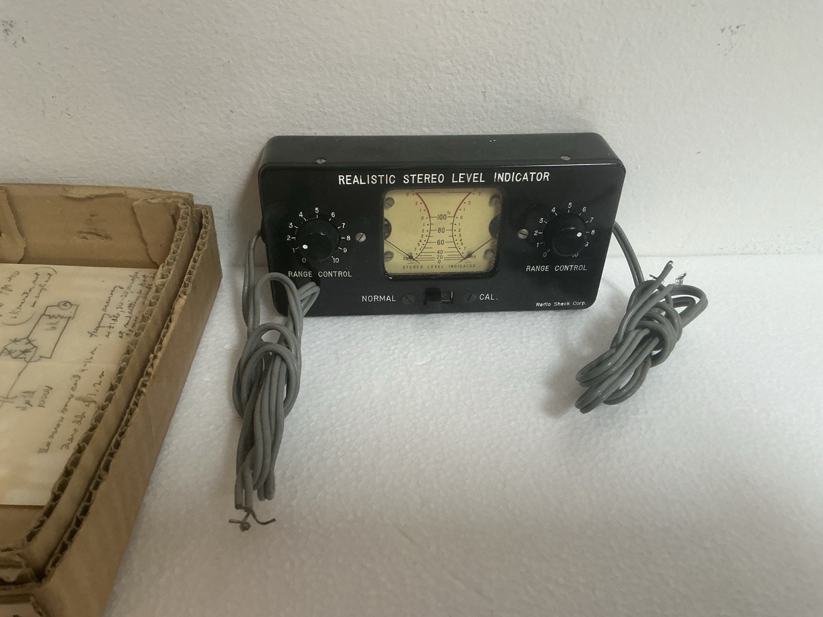 Vtg. Realistic Stereo Level Indicator Dual Analog Meter R-7221 w/ Original Box Vtg. Realistic Stereo Level Indicator Dual Analog Meter R-7221 w/ Original Box