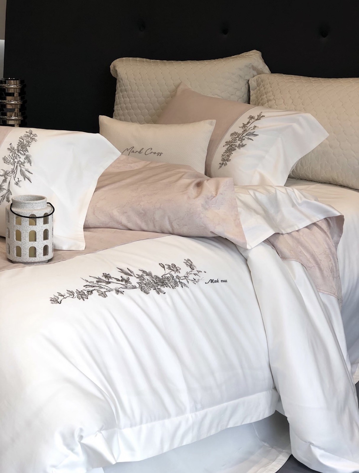Elegant Pink White Floral Embroidery Bedding Set Duvet Cover Pillowcases 