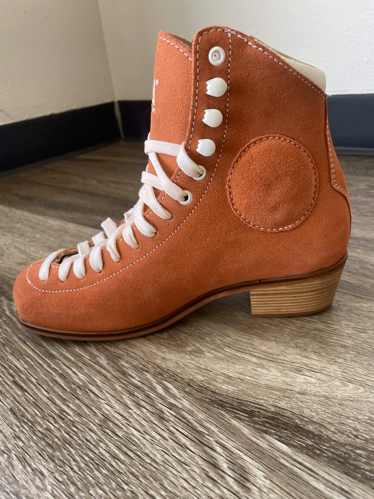New WIFA Street Suede Skate Boot in Orange, several sizes (big retail discount)