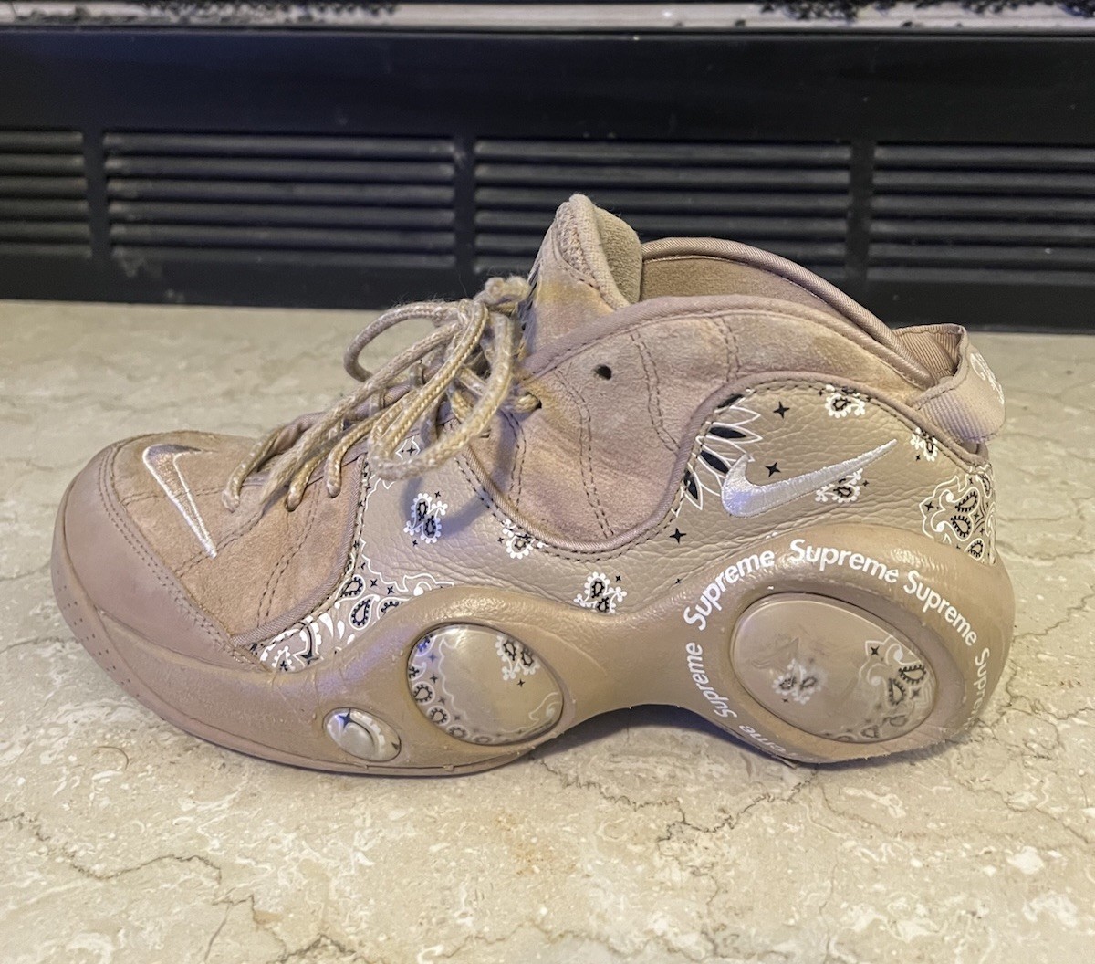 Supreme x Nike Air Zoom Flight 95 SP Hemp size 8