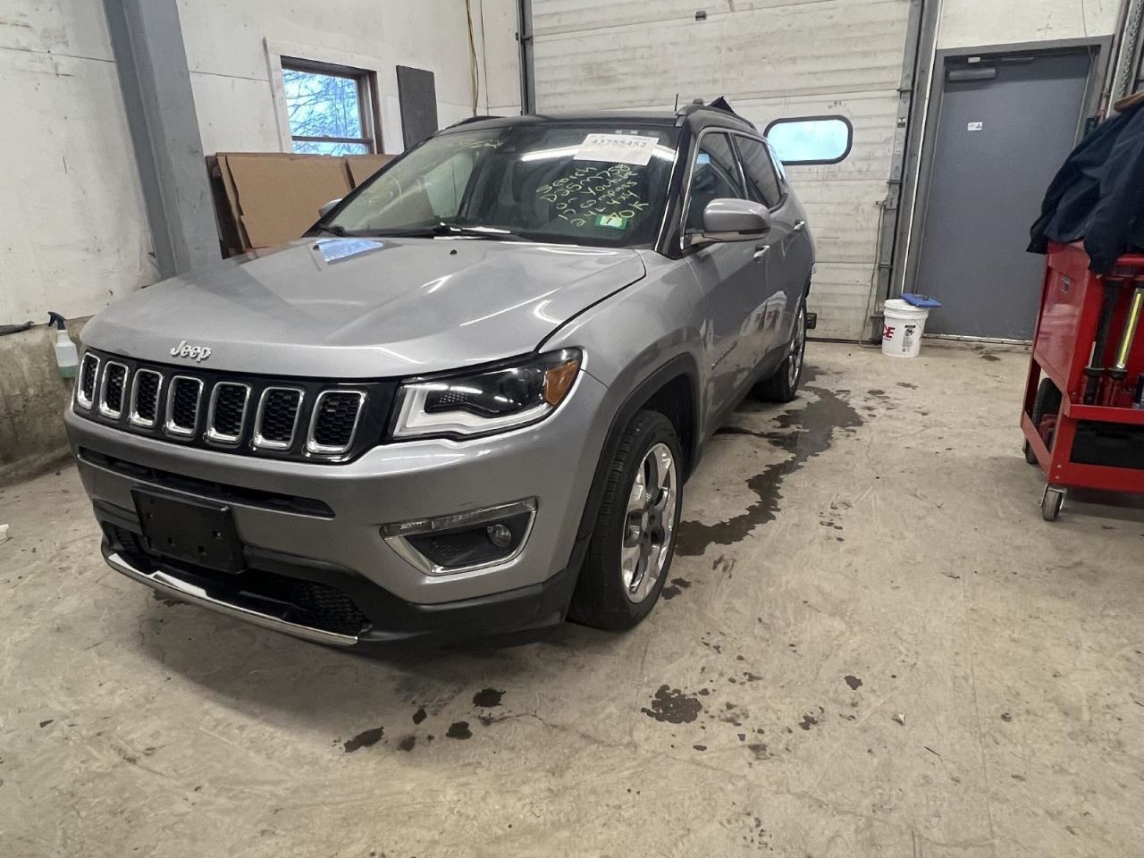 Wash Reservoir Fits 17-25 COMPASS 225630
