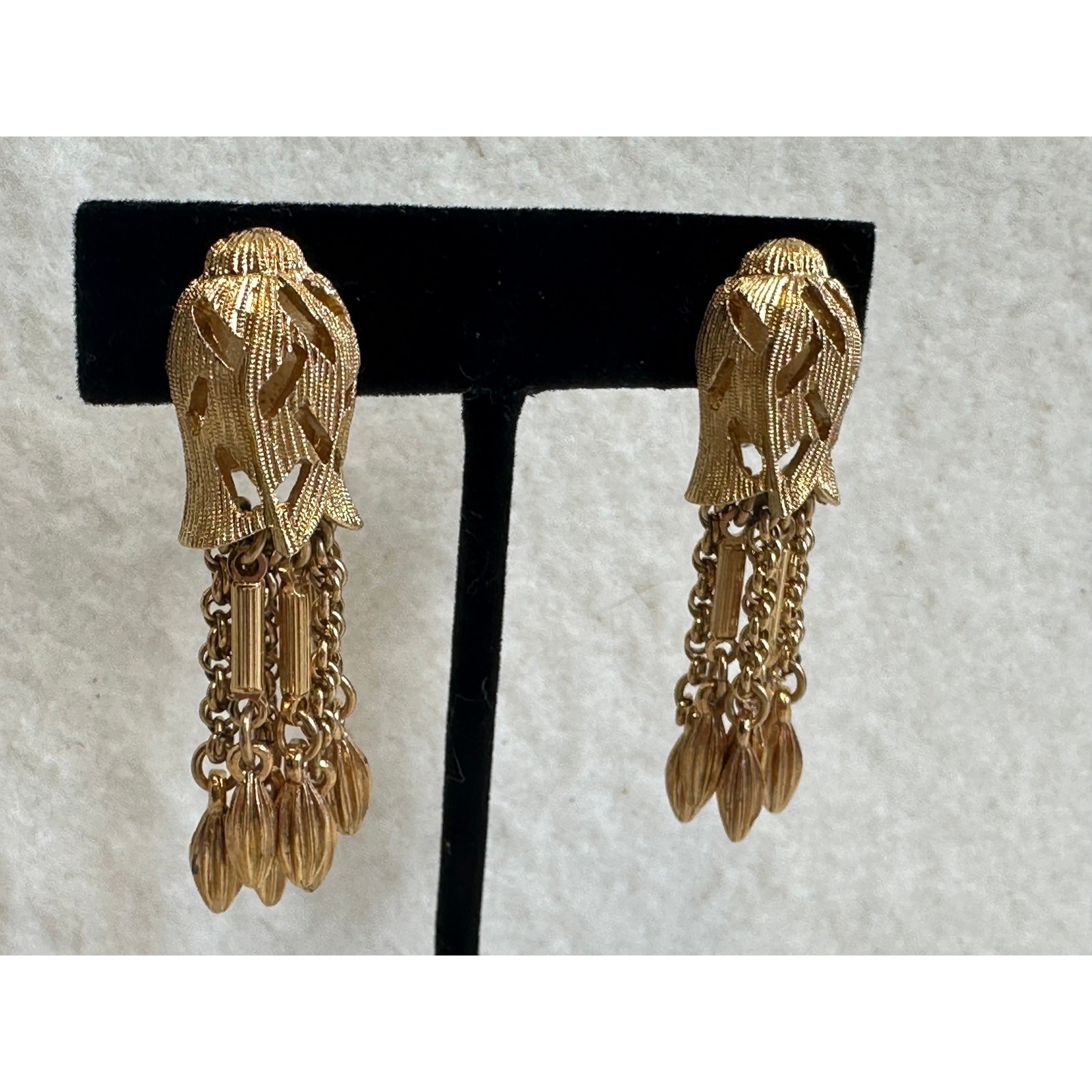 Vintage MONET Gold Tone Tassel Earrings Damita Clip On Dangle Fringe Sgnd PAT\'D