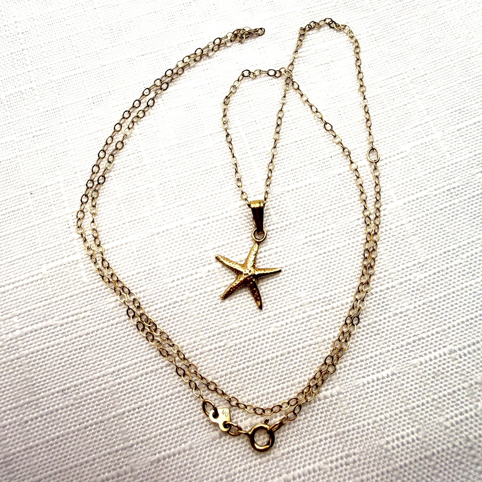 Vintage 14K Yellow Gold Starfish Pendant Necklace 18in Cable Chain Dainty 1.34G Vintage 14K Yellow Gold Starfish Pendant Necklace 18in Cable Chain Dainty 1.34G