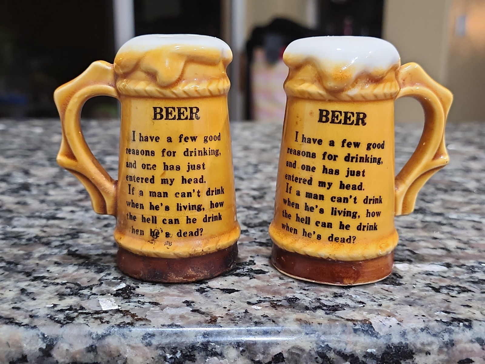 Vintage Kansas City Airport Beer Mug Stein Salt & Pepper Shaker Set Vintage Kansas City Airport Beer Mug Stein Salt & Pepper Shaker Set