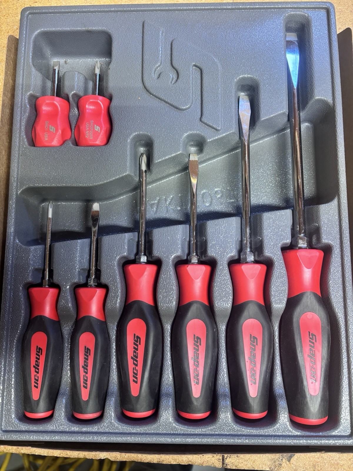 Snap On SGDX80BR Red Screwdriver Set 8 Pc Combination Soft Instinct Handle New