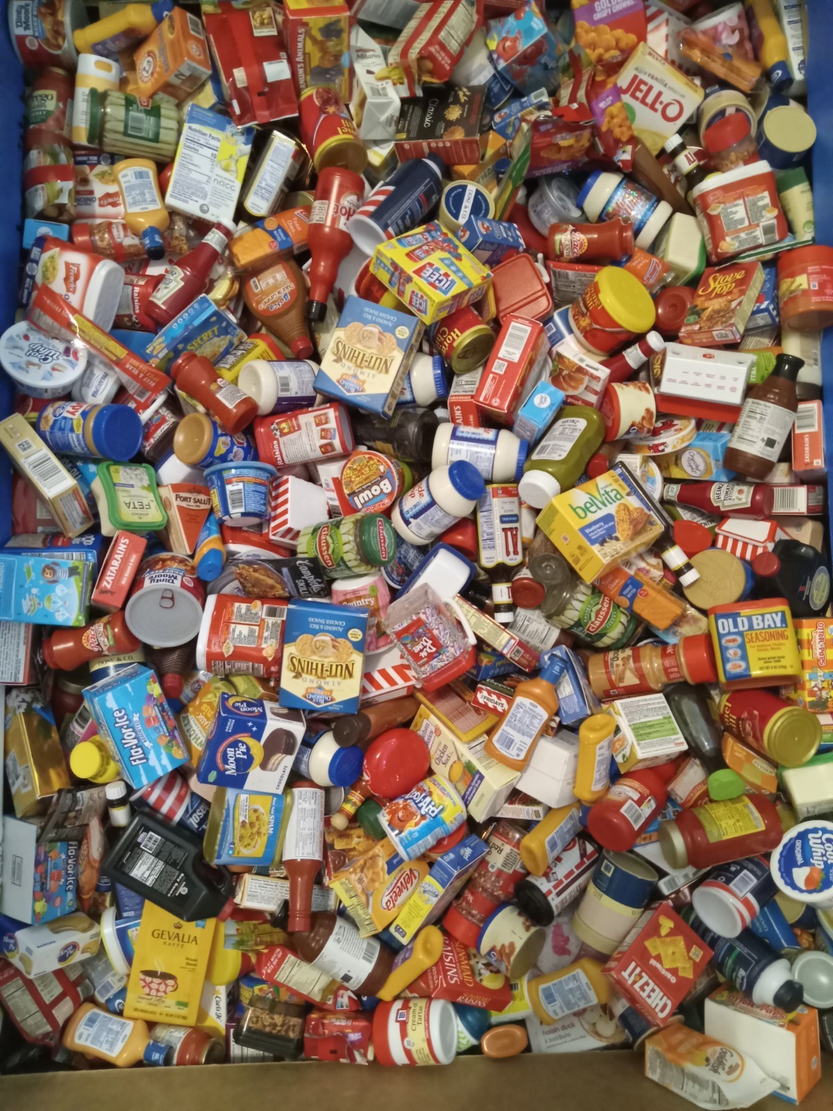 Huge Zuru Mini Brands  lot 100+  items