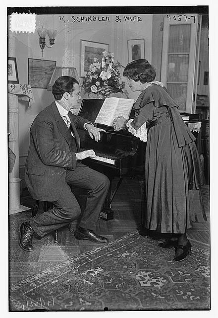 Photo:Kurt Schindler and Wife at Piano 1916