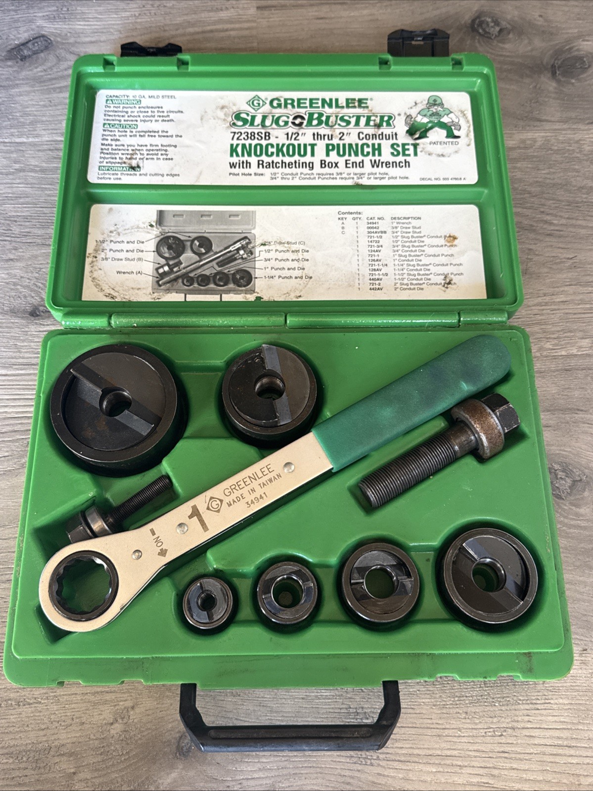 Greenlee 7238SB Slug-Buster 1/2” Thru 2” Conduit Knockout Punch Set w Ratcheting