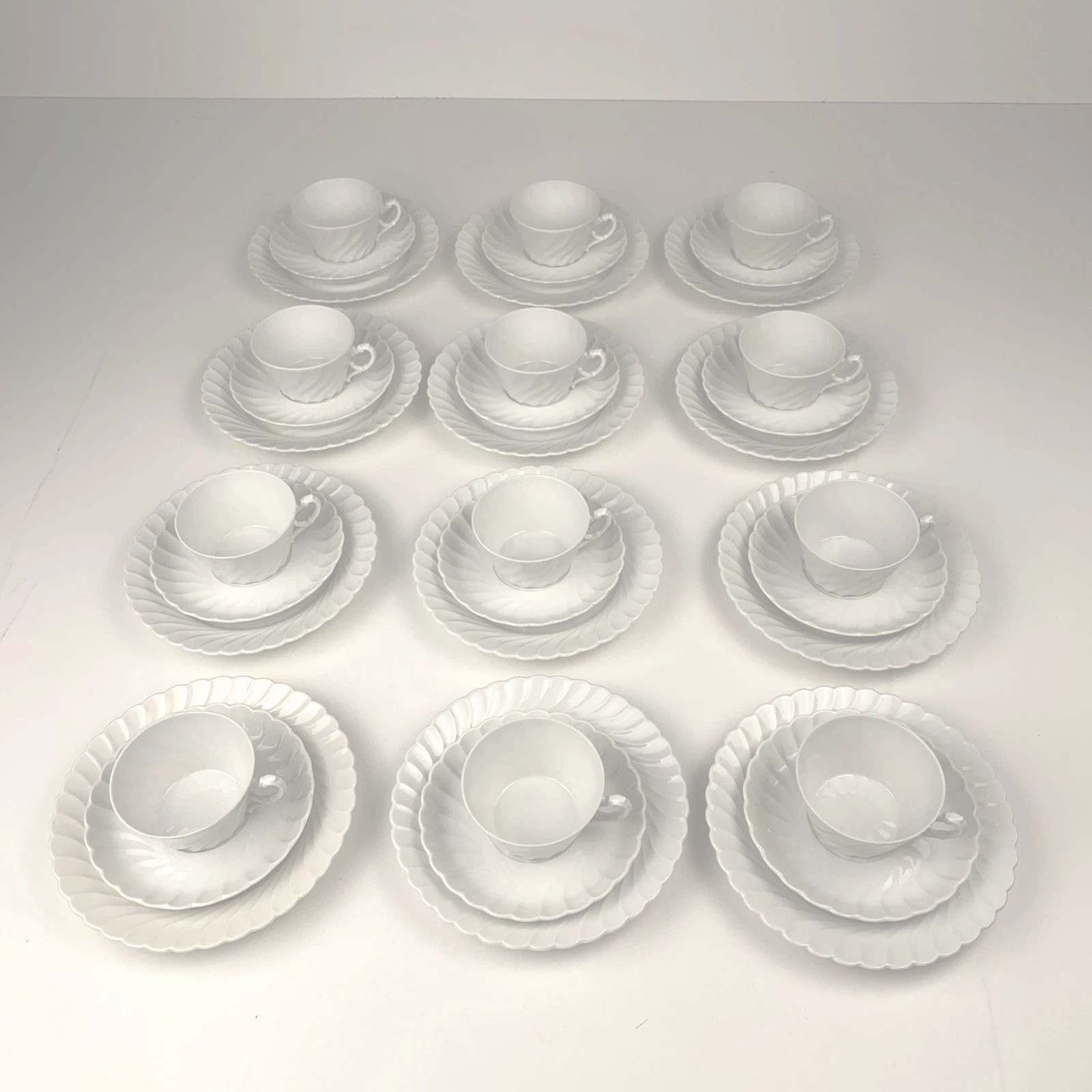 Vintage Porsgrund Norway Bogstad Hvit White Swirl 36-Pc Coffee Dessert For 12