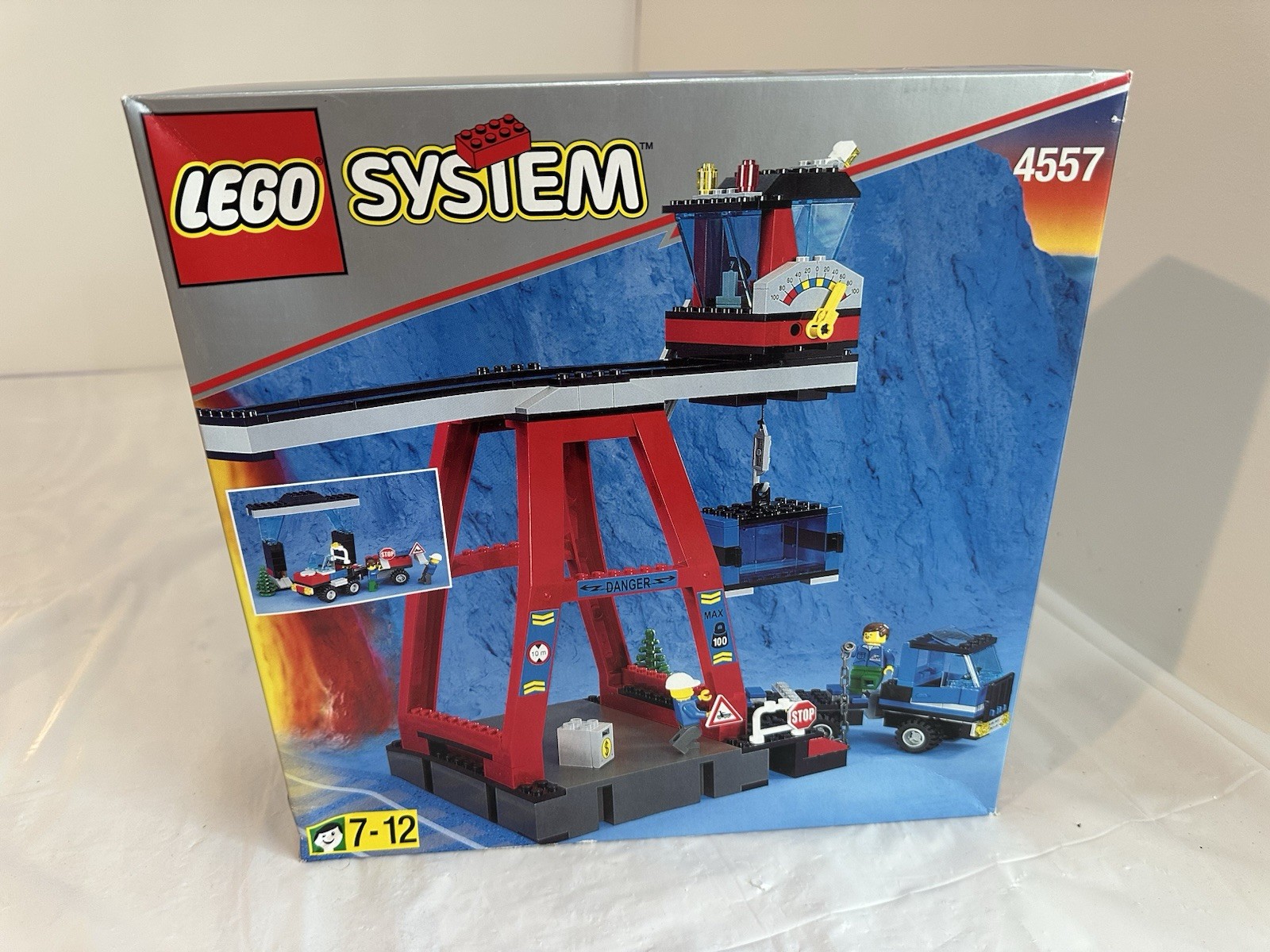 Vintage LEGO 4557 Freight Loading Station Trains Sealed New 1999 215 pcs Rare 9V