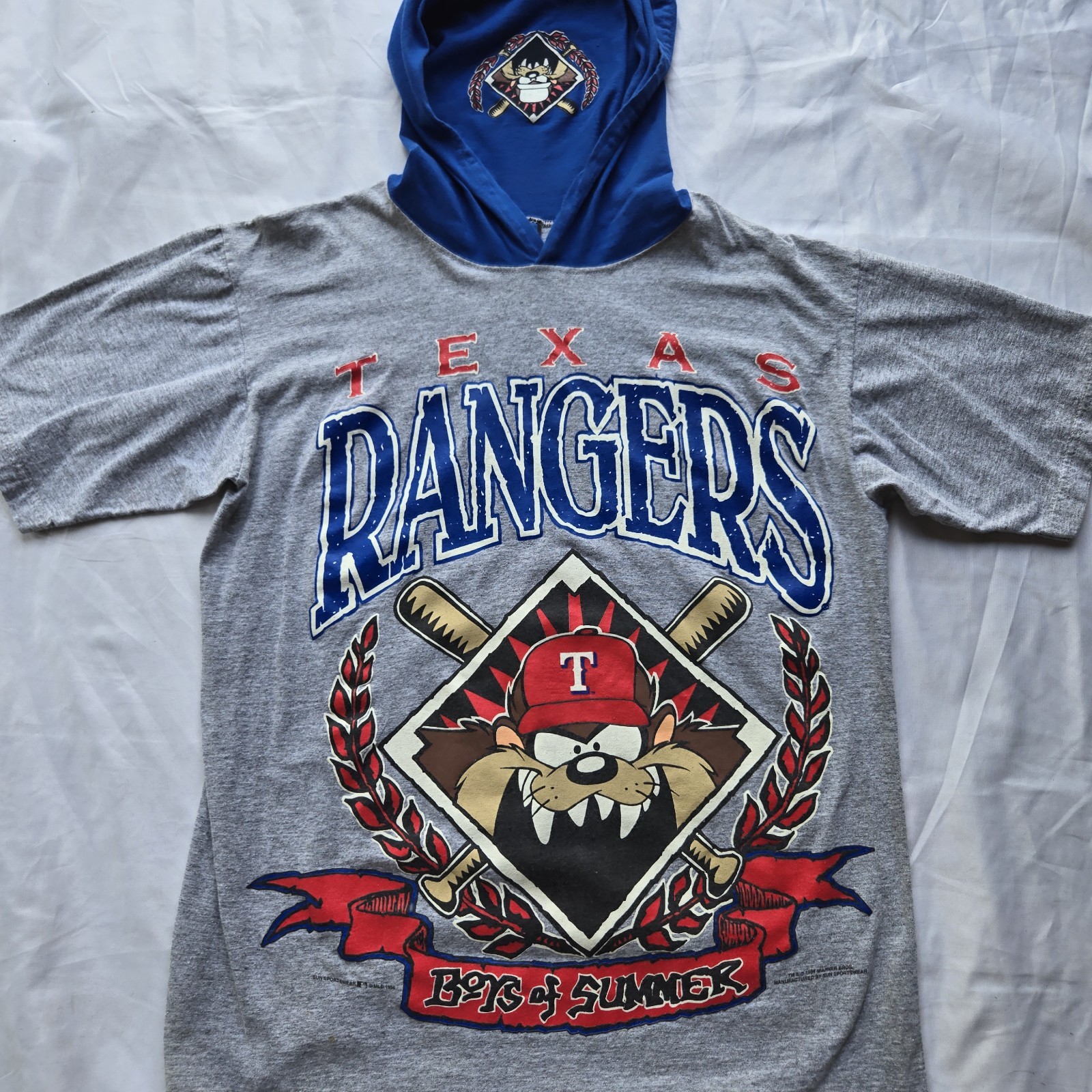 RARE Vintage 1994 Texas Rangers MLB Tazmanian Devil Warner Bros Graphic Shirt LG RARE Vintage 1994 Texas Rangers MLB Tazmanian Devil Warner Bros Graphic Shirt LG