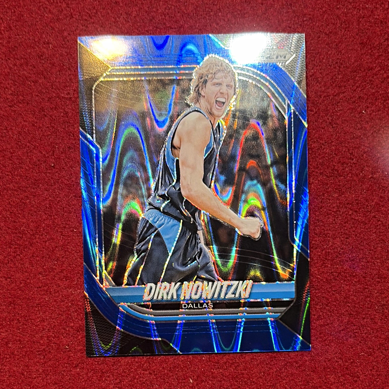 Panini Prizm Basketball - Legends Dirk Nowitzki #272 Blue Pulsar Prizm /99