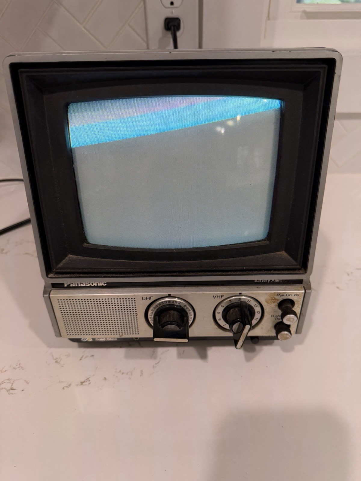 1978 Panasonic Quintrix II Color TV CT-778 Retro Gaming Television POWERS ON