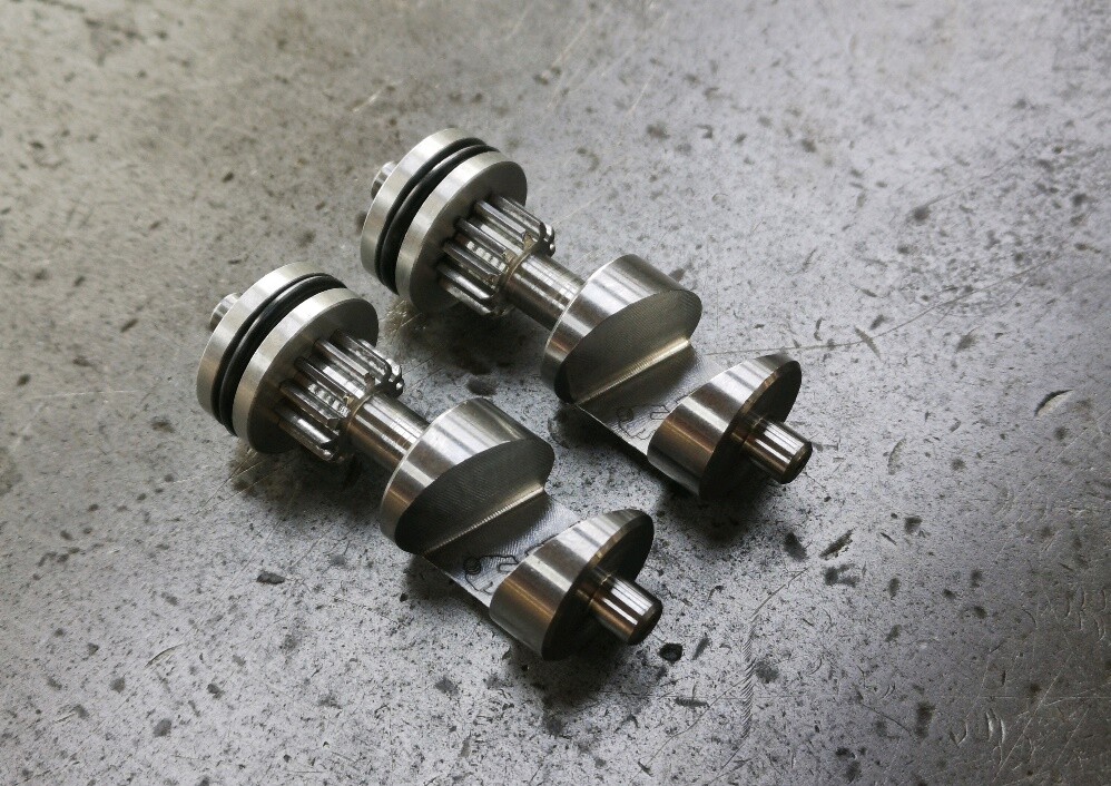 KAWASAKI KMX 200 KIPS VALVE KITS NEW STEEL REPLACEMENT ITEMS WITH BUSH AND SEAL