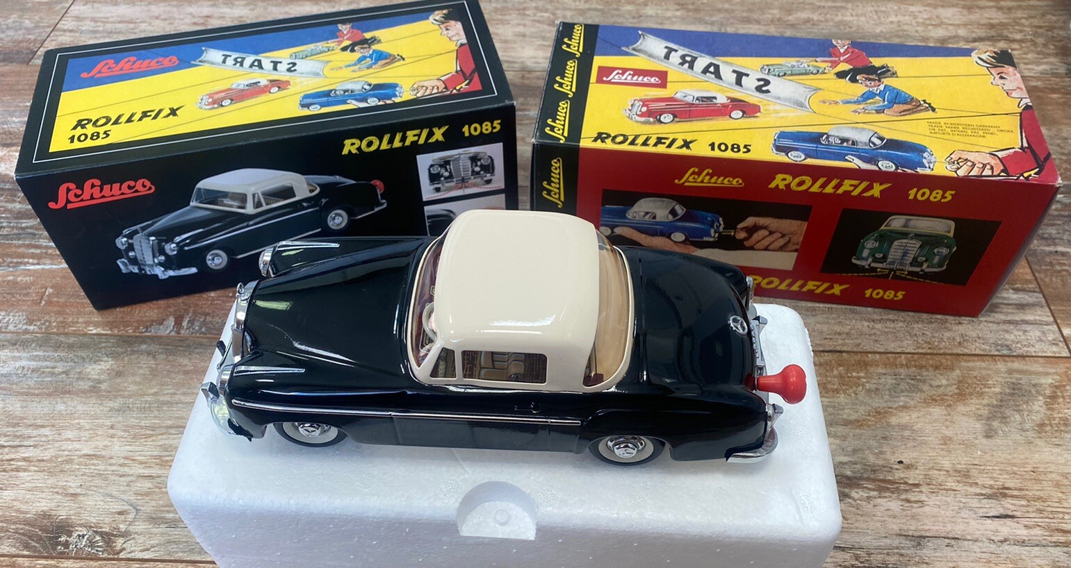 SCHUCO 1085 ROLLFIX MERCEDES BENZ 220SE Black And White Reproduction Boxed