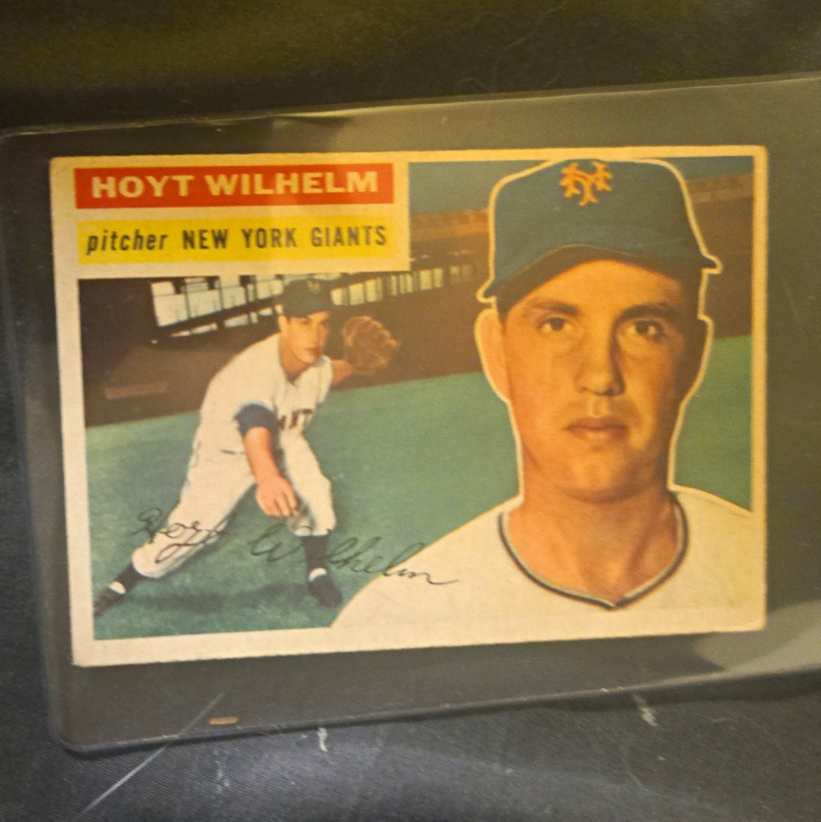 1956 Topps - Hoyt Wilhelm #307 (New York Giants) Baseball Card Base Set