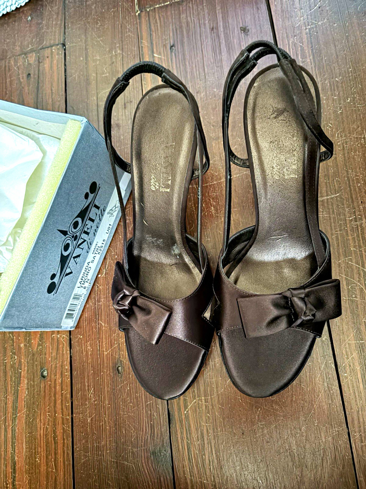 Vintage Vaneli Brown Satin Strappy Slingback Open Toe Bow Heels Shoes Sz 8 N