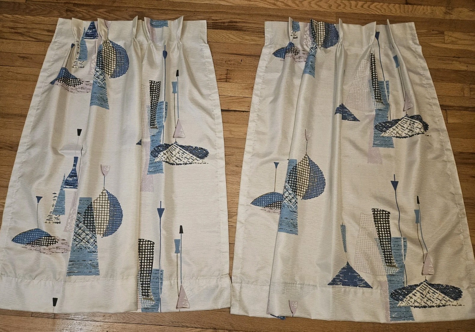 Pair Vintage 1950s 60s MCM Atomic Fiberglass Lamp Print Curtain Panels 45 Pair Vintage 1950s 60s MCM Atomic Fiberglass Lamp Print Curtain Panels 45