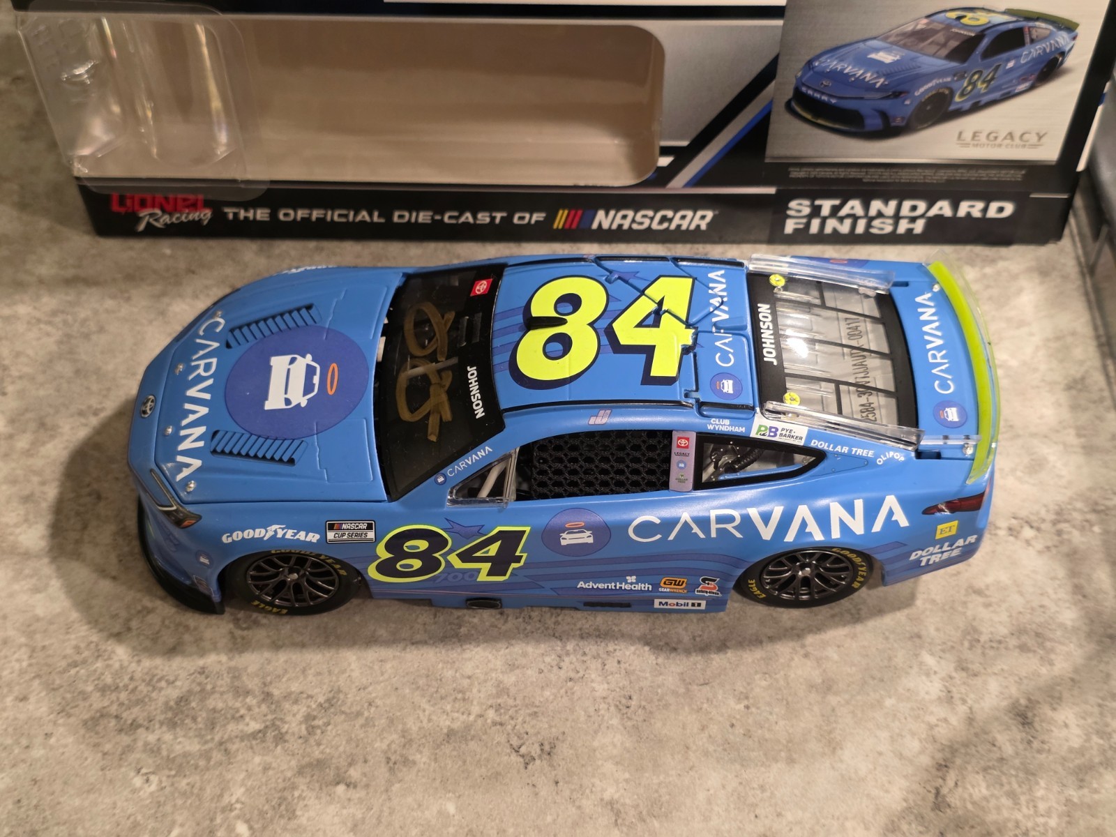 Jimmie Johnson Signed 2025 Carvana 700th Start 1:24 Diecast Toyota Legacy Jimmie Johnson Signed 2025 Carvana 700th Start 1:24 Diecast Toyota Legacy