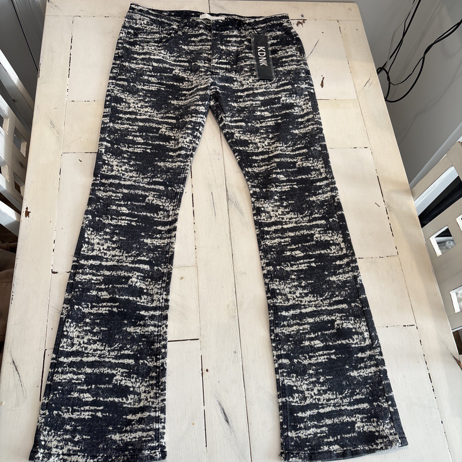 KDNK Men’s Skinny Flare Jeans Premium Streetwear KDNK Men’s Skinny Flare Jeans Premium Streetwear