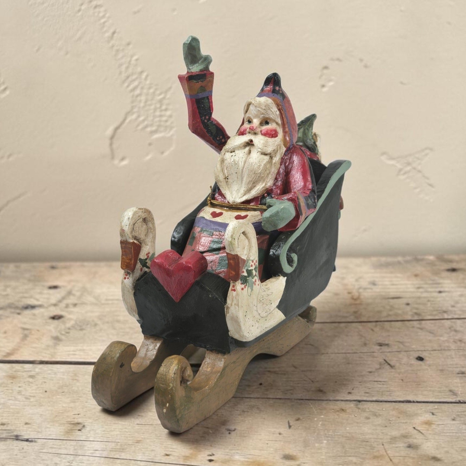 Vtg 1989 House of Hatten Santa in Sleigh Figurine Denise Calla Paper Mache 9 in