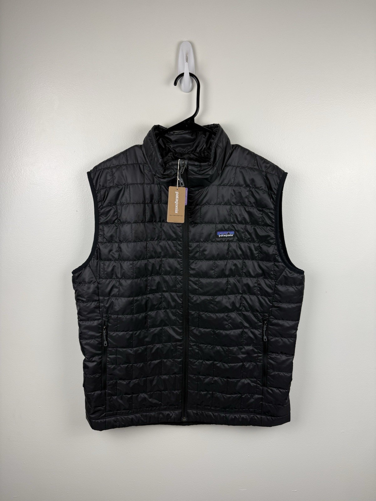 Patagonia Nano Puff Vest Mens Large Black Puffer Full Zip Company logo New Patagonia Nano Puff Vest Mens Large Black Puffer Full Zip Company logo New