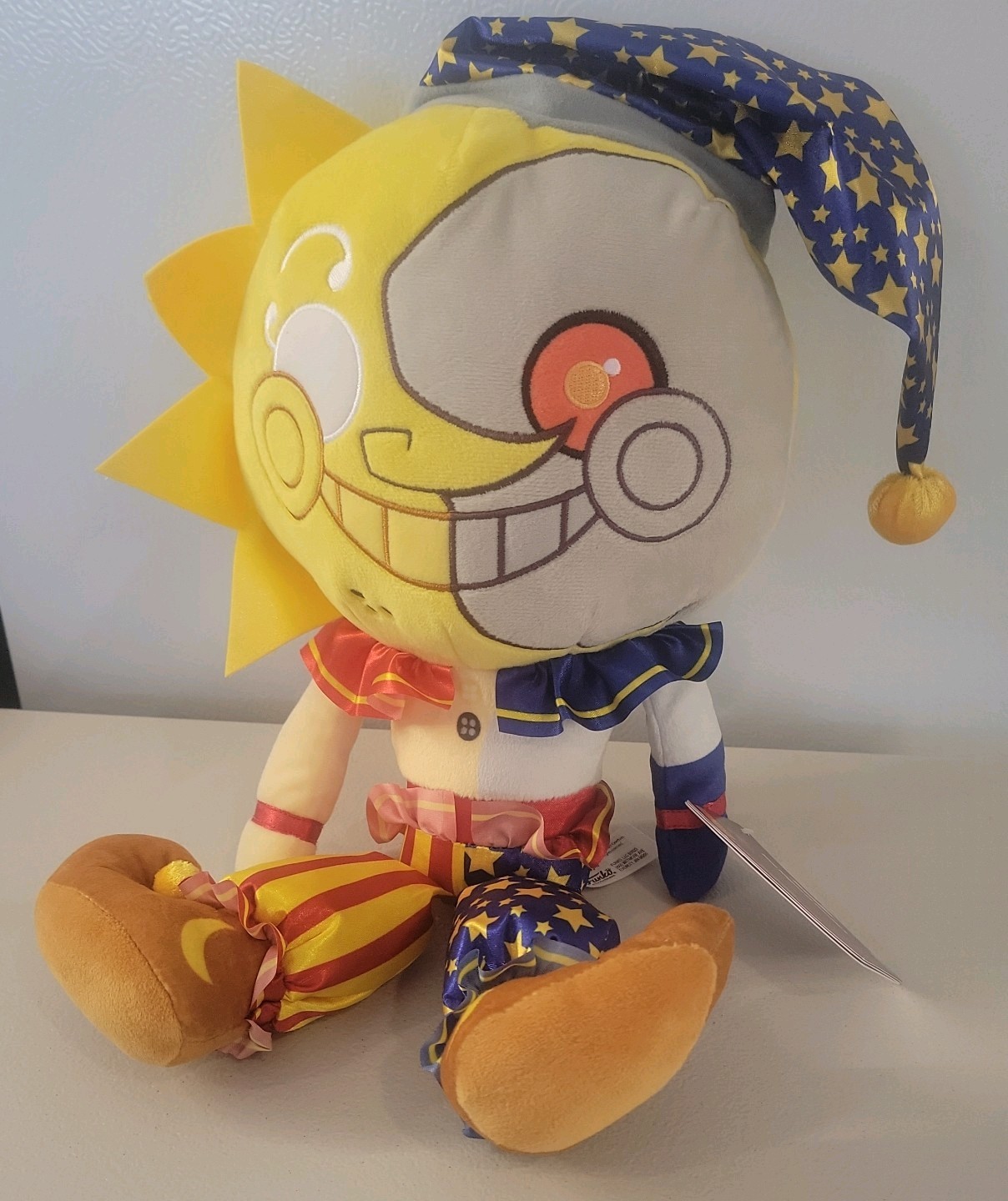 Funko Five Nights at Freddy\'s Security Breach Sun & Moon 14-Inch Plush Funko Five Nights at Freddy\'s Security Breach Sun & Moon 14-Inch Plush