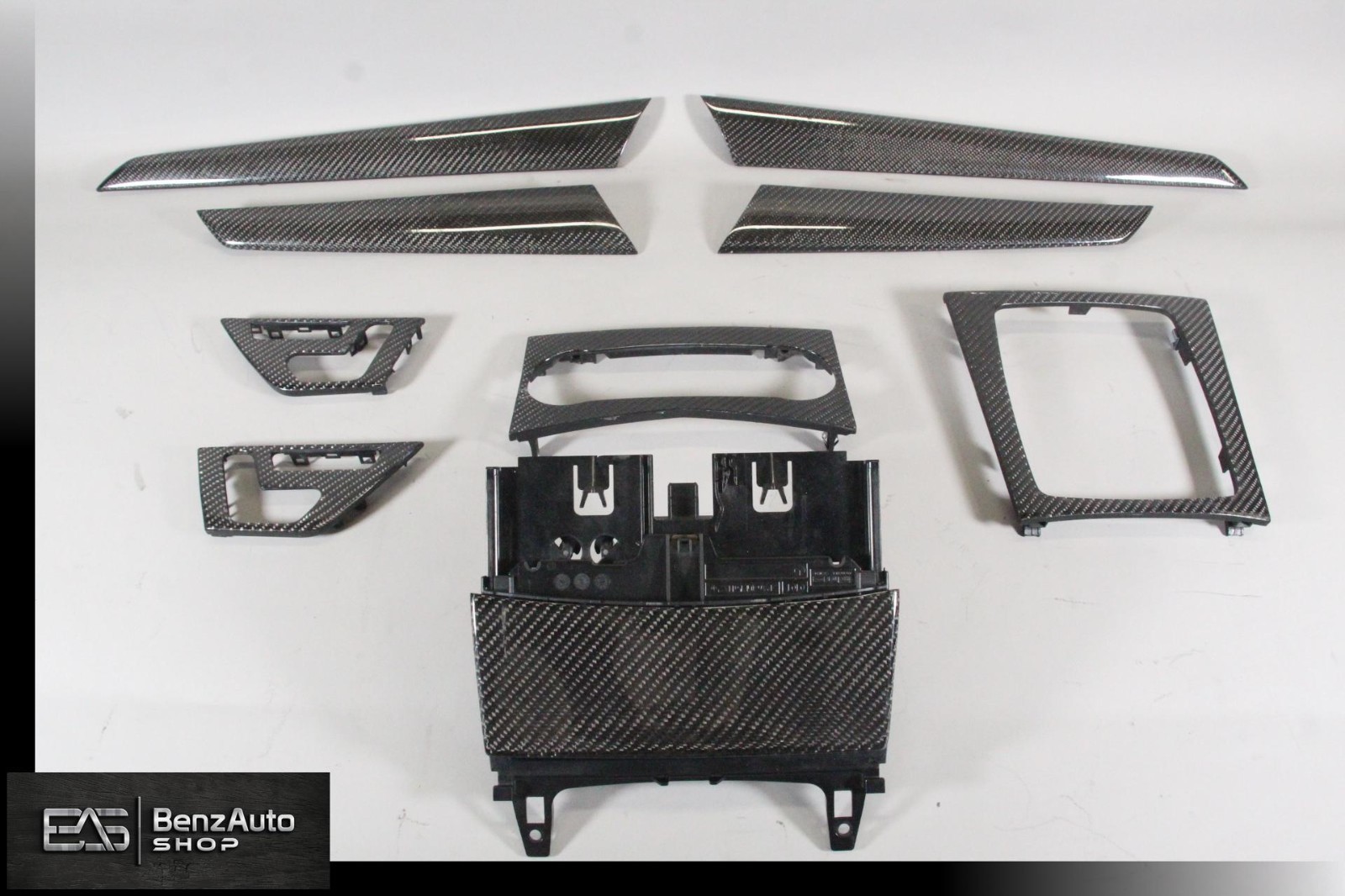 08-11 Mercedes W204 C63 AMG Carbon Fiber Interior Trim Set OEM 08-11 Mercedes W204 C63 AMG Carbon Fiber Interior Trim Set OEM