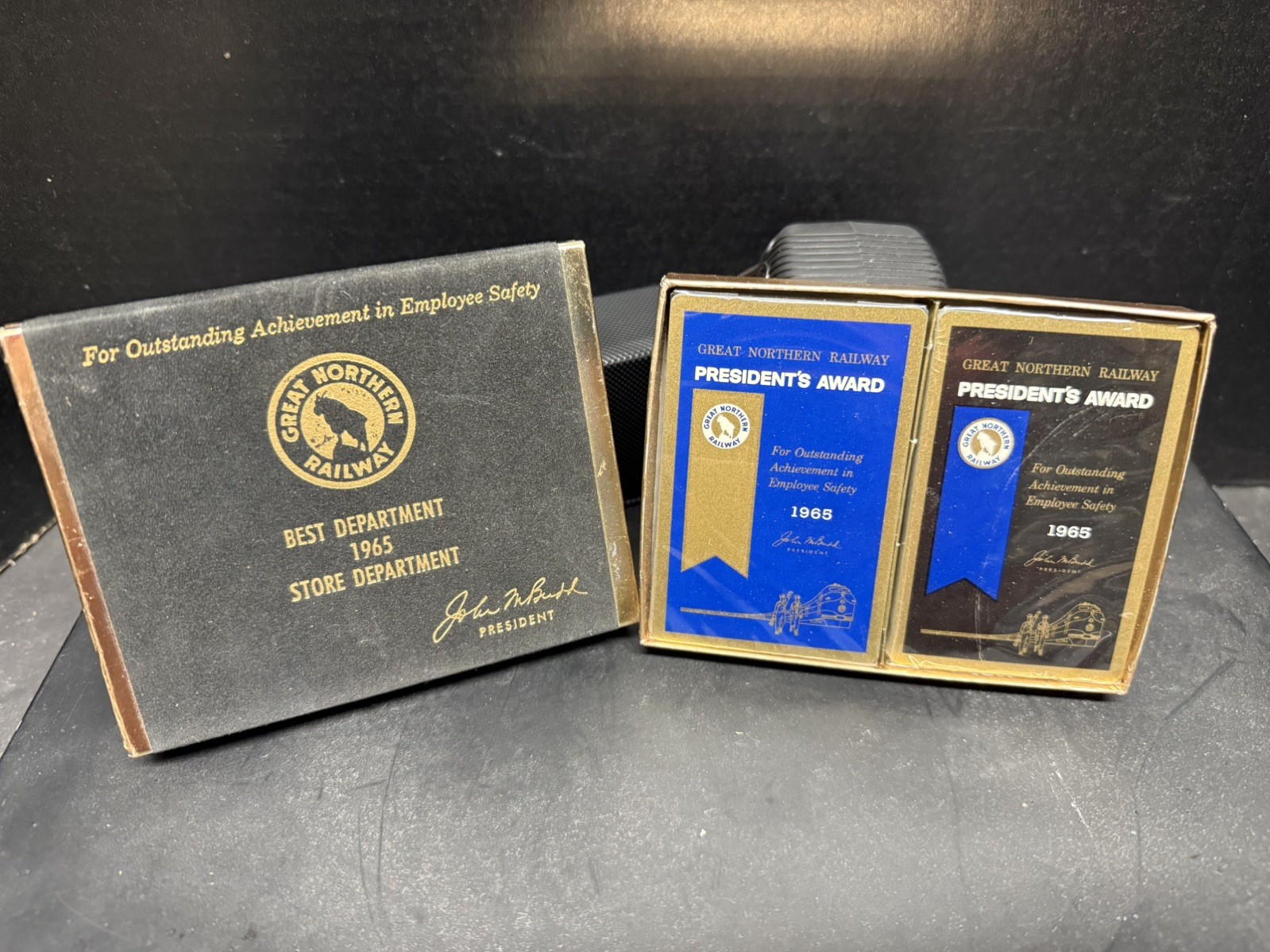 Great Northern Railway Presidents Award 1965 Double Deck Playing Cards - Sealed Great Northern Railway Presidents Award 1965 Double Deck Playing Cards - Sealed