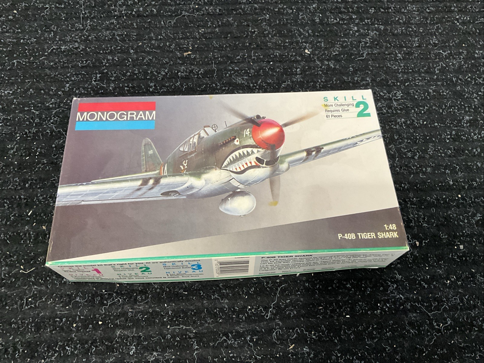 Monogram 1/48 WWII Curtiss P-40B Tiger Shark Airplane Model Kit #5209 OPEN  BOX