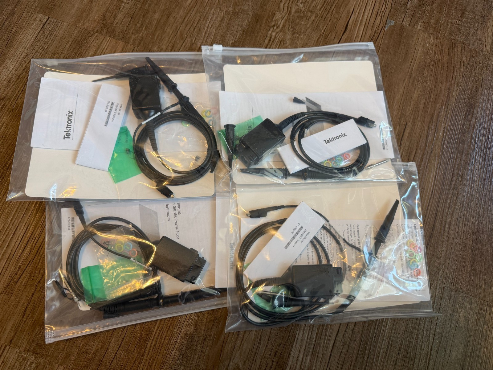 TPP-1000 Tektronix 1GHz Passive Probes - NEW old stock never used TPP-1000 Tektronix 1GHz Passive Probes - NEW old stock never used