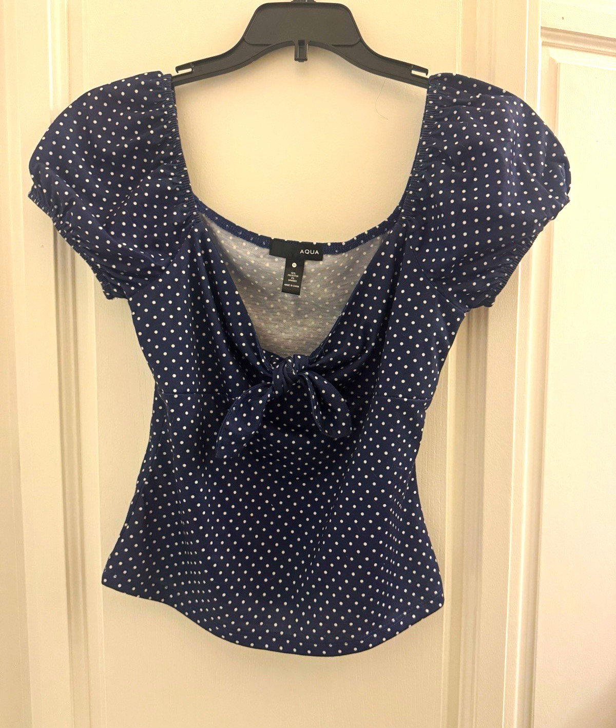 AQUA Women’s Polka Dot Sweetheart Puff Sleeve Bow Front Crop Blouse Size M