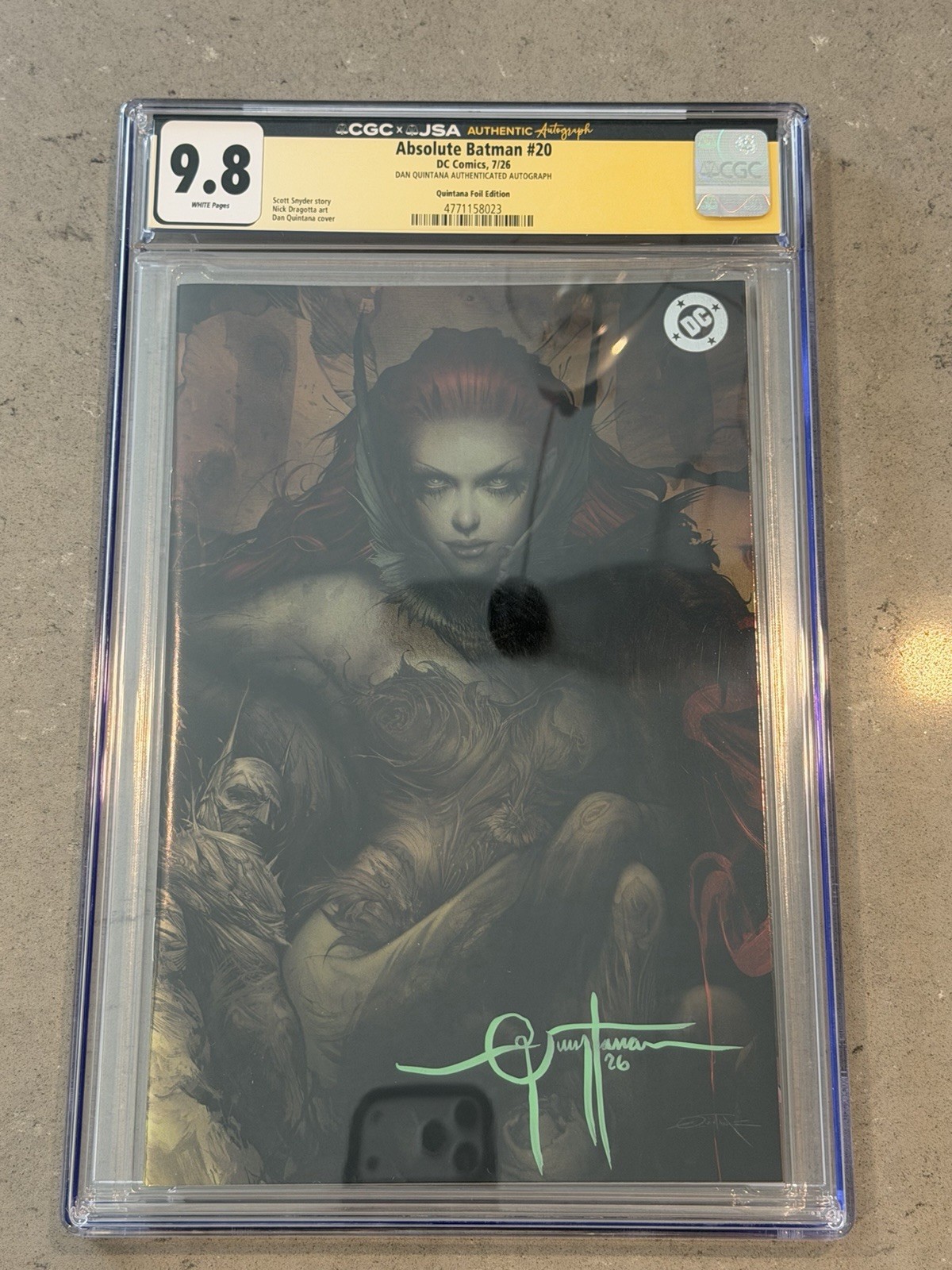 Absolute Batman #20 Dan Quintana CGC 9.8 Signed Virgin Foil Absolute Batman #20 Dan Quintana CGC 9.8 Signed Virgin Foil