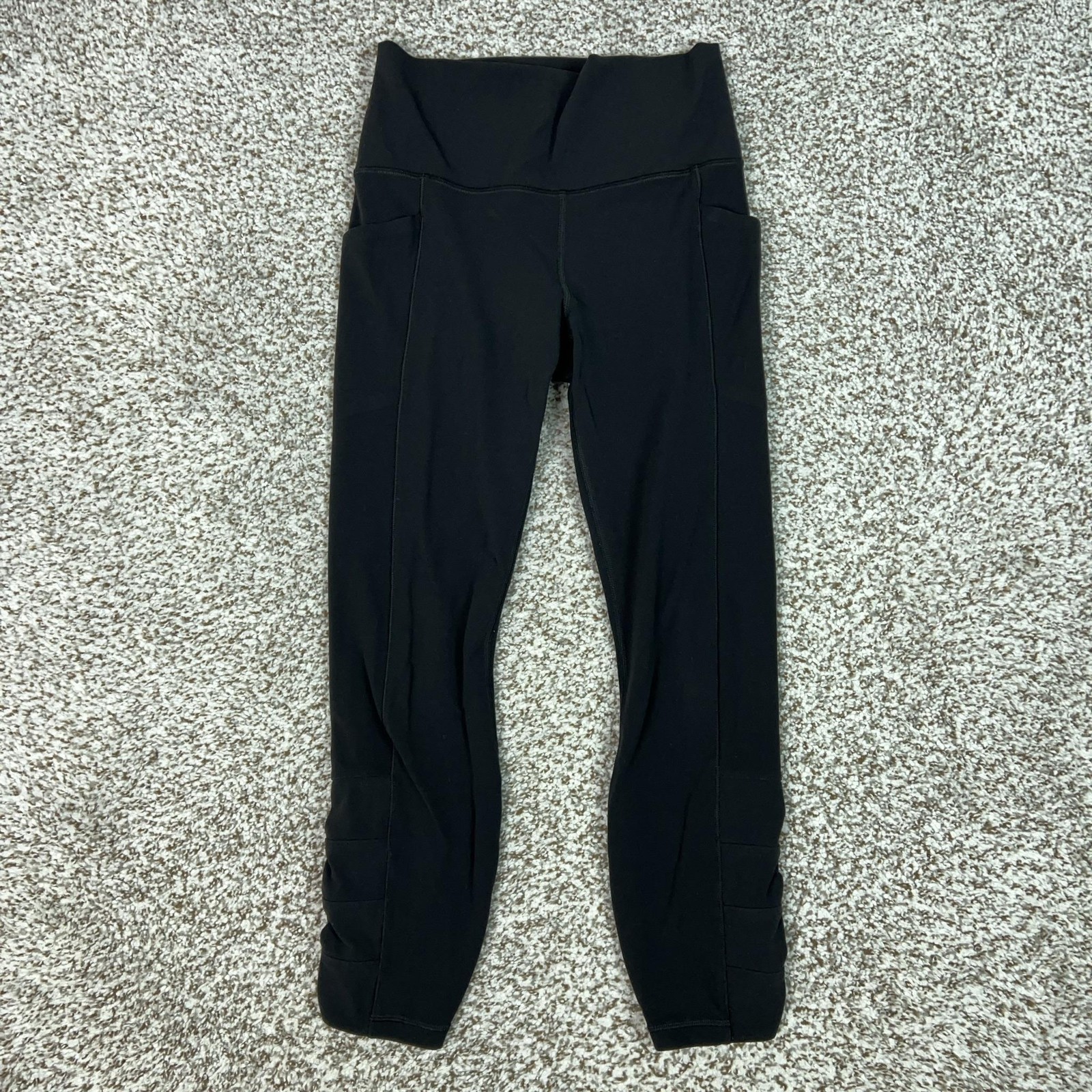 Athleta Pants Womens S Black Salutation Stash Pocket Cinch 7/8 Tight Yoga Gym