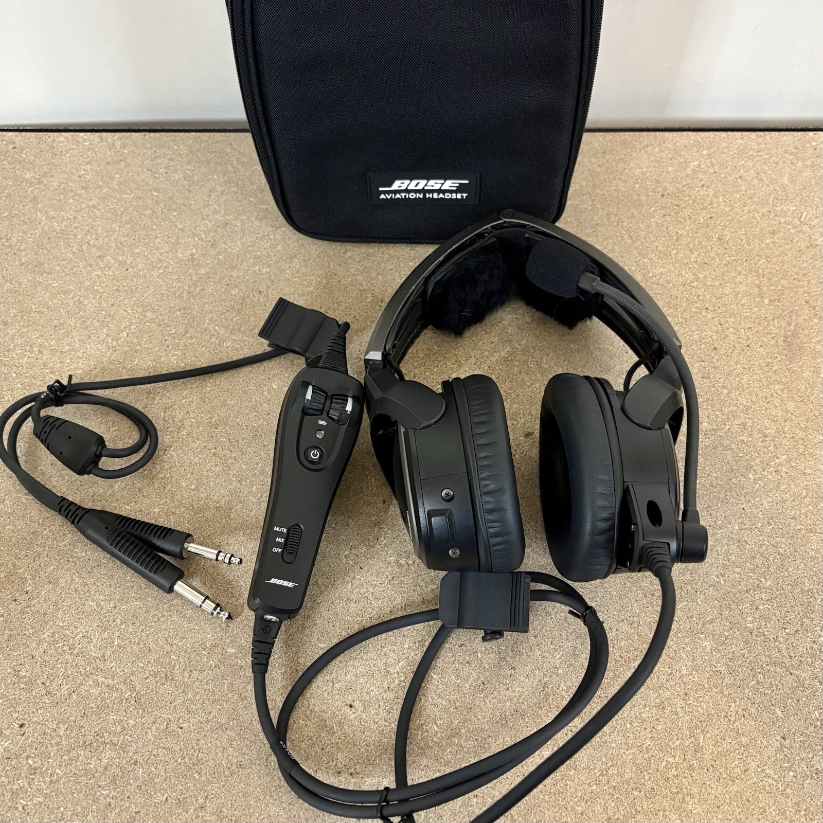 Bose A20 ANR Aviation Headset Dual GA Plug No Bluetooth