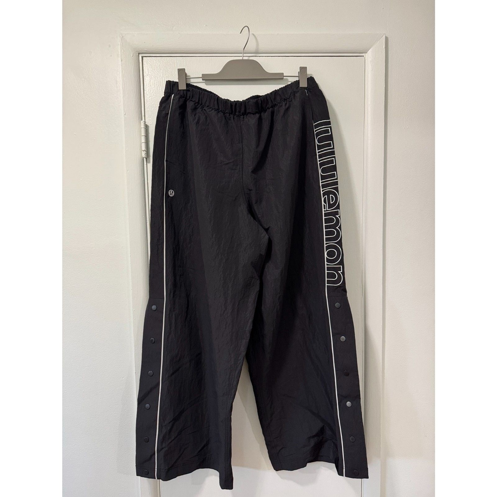 Lululemon Logo Print Woven Track Pants Black White Snap Side Wide Leg XL