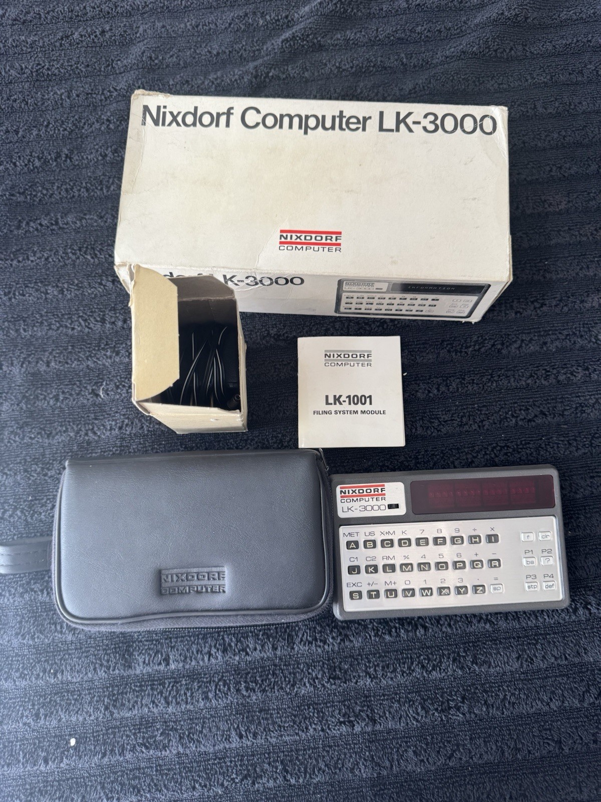 Nixdorf LK-3000 Modular Computer Powers On W/ Plug Adaptor Nixdorf LK-3000 Modular Computer Powers On W/ Plug Adaptor