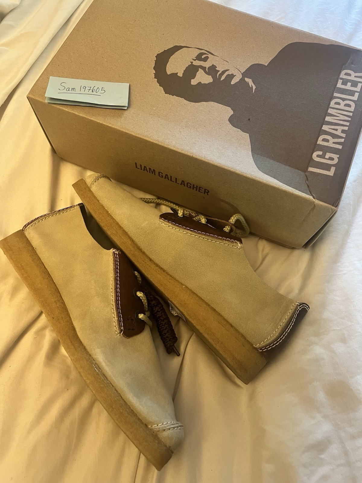 New Liam Gallagher × Clarks LG Rambler Maple Suede Mens UK 10 US Size 11 Oasis New Liam Gallagher × Clarks LG Rambler Maple Suede Mens UK 10 US Size 11 Oasis