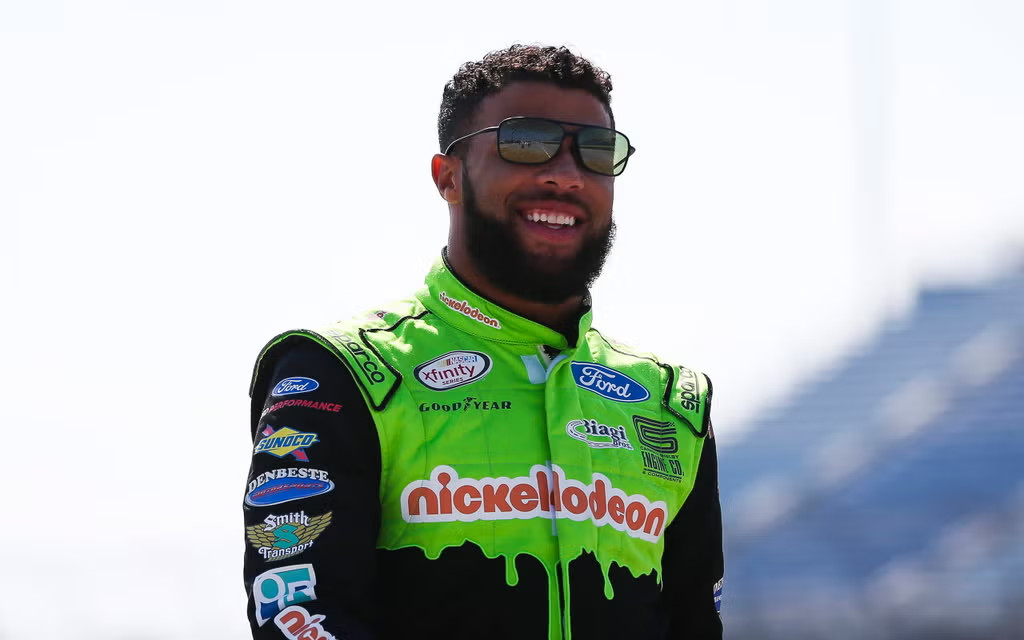 Bubba Wallace 2017 Chicago 300 Worn Autographed PSA/DNA Photo Matched Firesuit Bubba Wallace 2017 Chicago 300 Worn Autographed PSA/DNA Photo Matched Firesuit